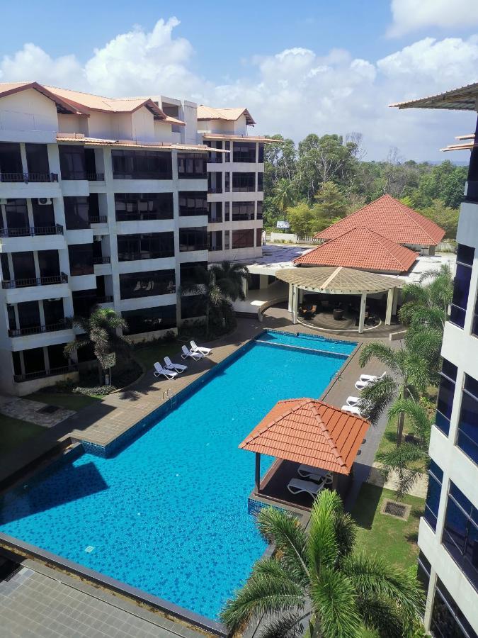 Samsuria Beach Apartment Resort تْشيراتينغ المظهر الخارجي الصورة